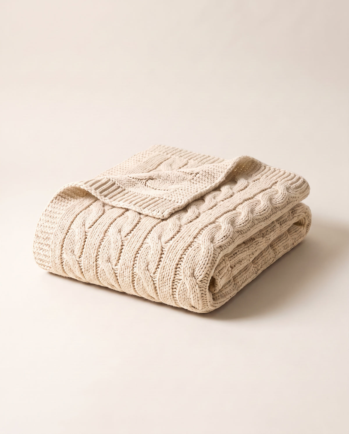 Chunky Knit Throw in Cream
